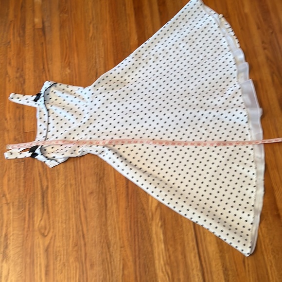 Adorable Dress-Small- White with Black Polka Dots & Bow-Great Preowned Condition - Picture 9 of 14